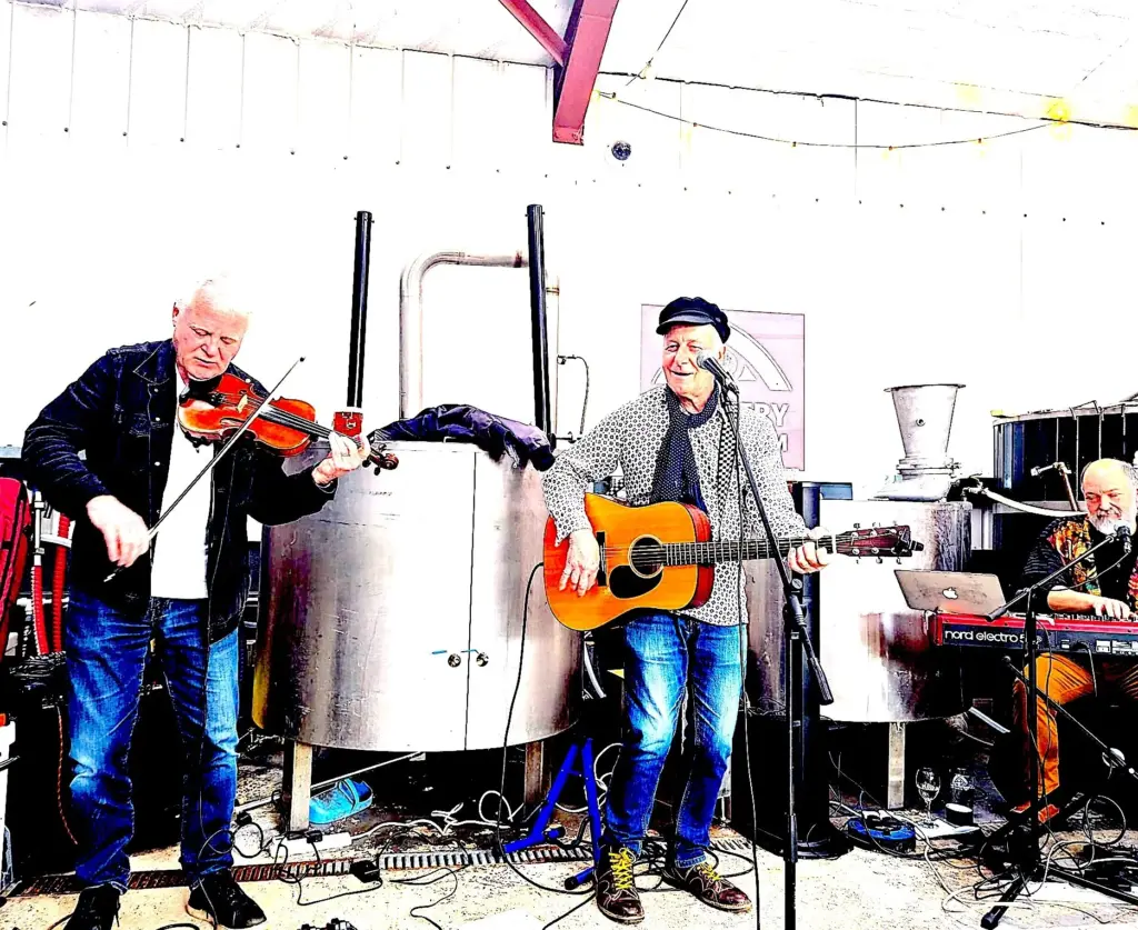 Entertaining Mr Stone