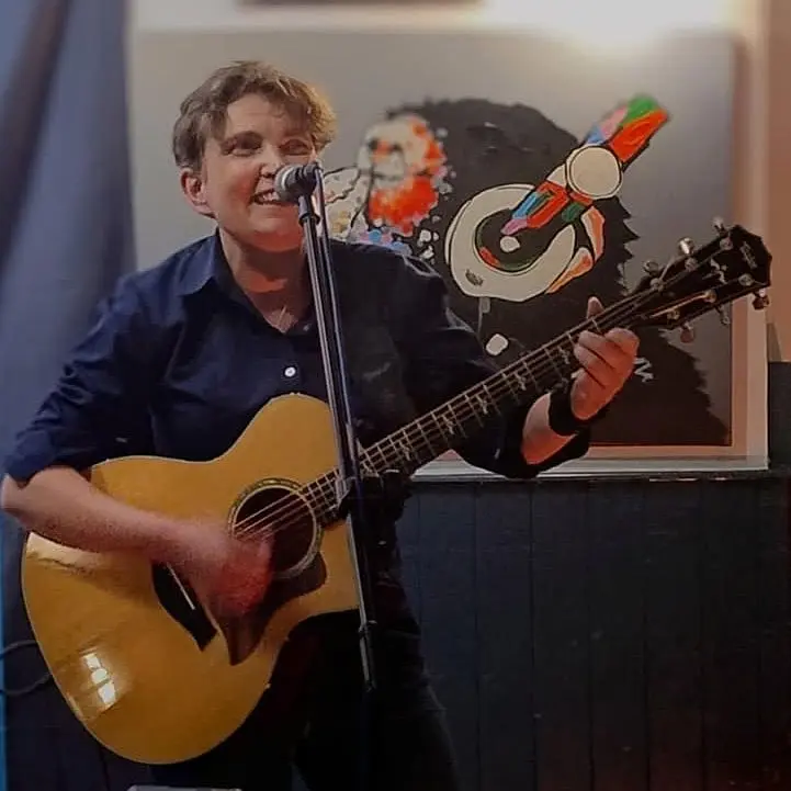 Live Music: Benita Johnson