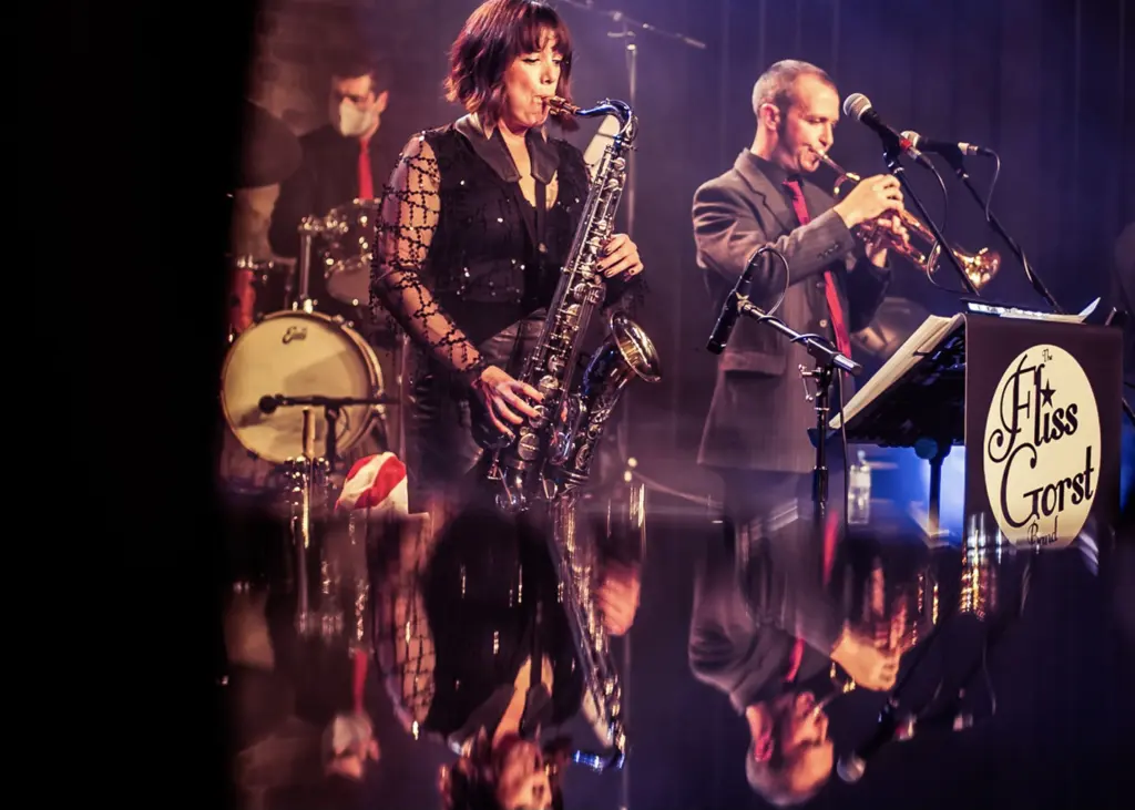 Fliss Gorst Band + Grounded Movement